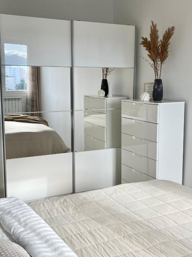 Adria Sky Apartment Rijeka Luaran gambar